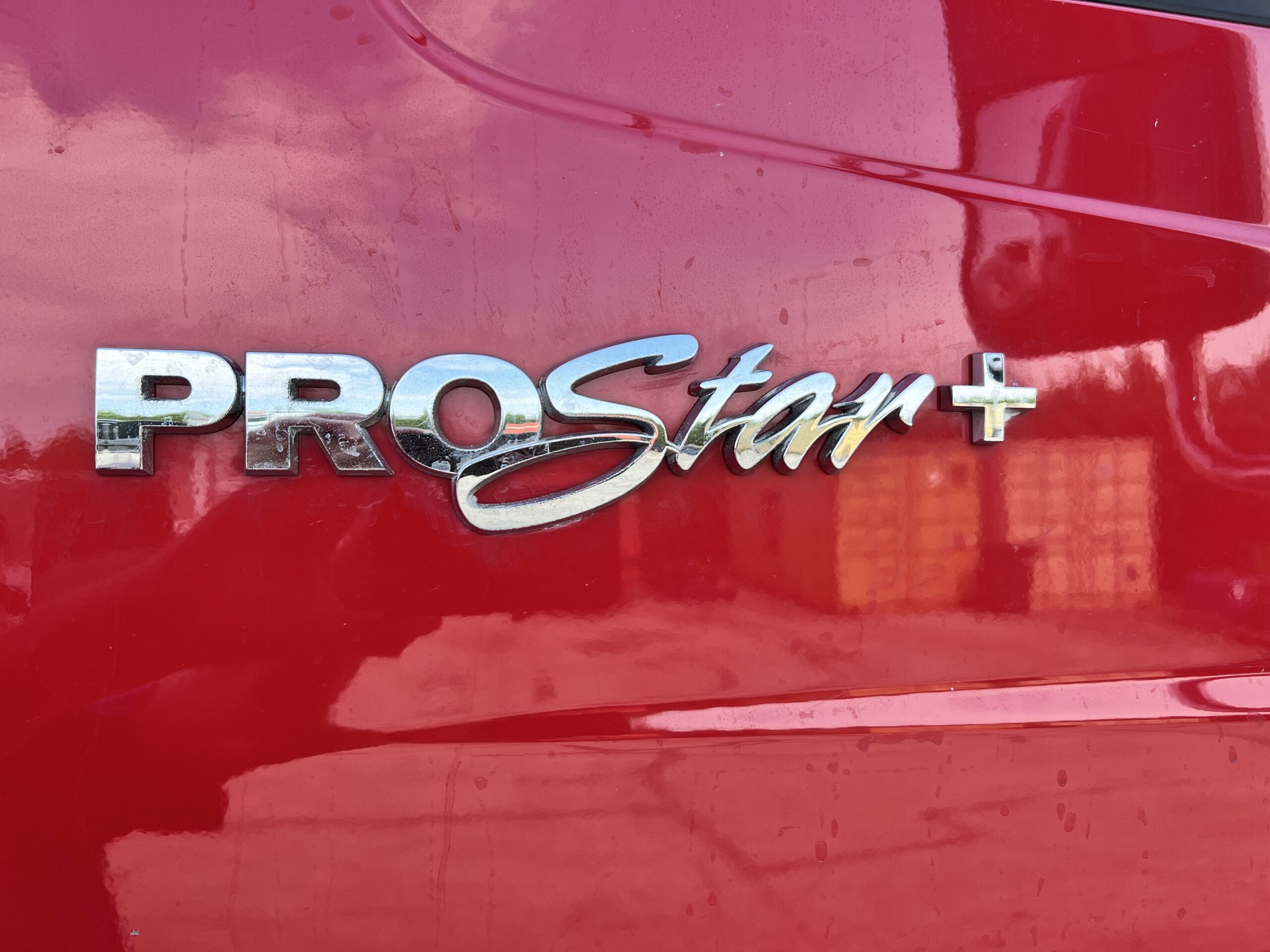 2014 International LF687 ProStar+ Sleeper - Image 17